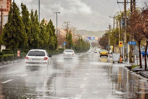 آغاز بارش‌های پاییزی در لرستان - خبرگزاری دیجیتوهان | اخبار ایران و جهان