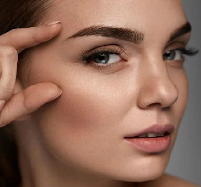  کرم لیفت صورت برای رفع چروک دور چشم