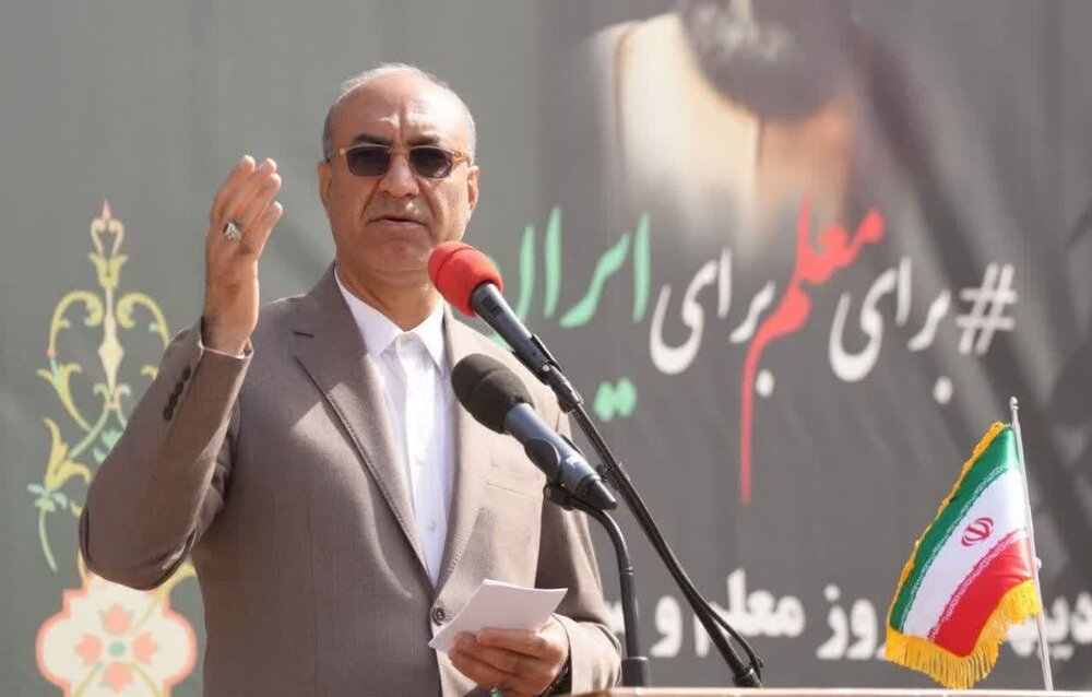 مدارس کانکسی و سنگی استان تا مهر جمعآوری میشوند