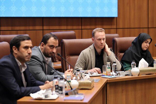 فناوری کمالوندی: برخورداری کامل از فناوری صلحآمیز هستهای، حق ایران است