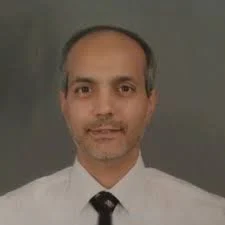 نویسنده کتاب پایگاه داده مقسمی : حمیدرضا مقسمی